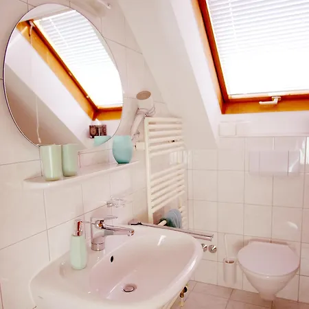 מלון דירות Apartmenthaus Oberndorf 3*
